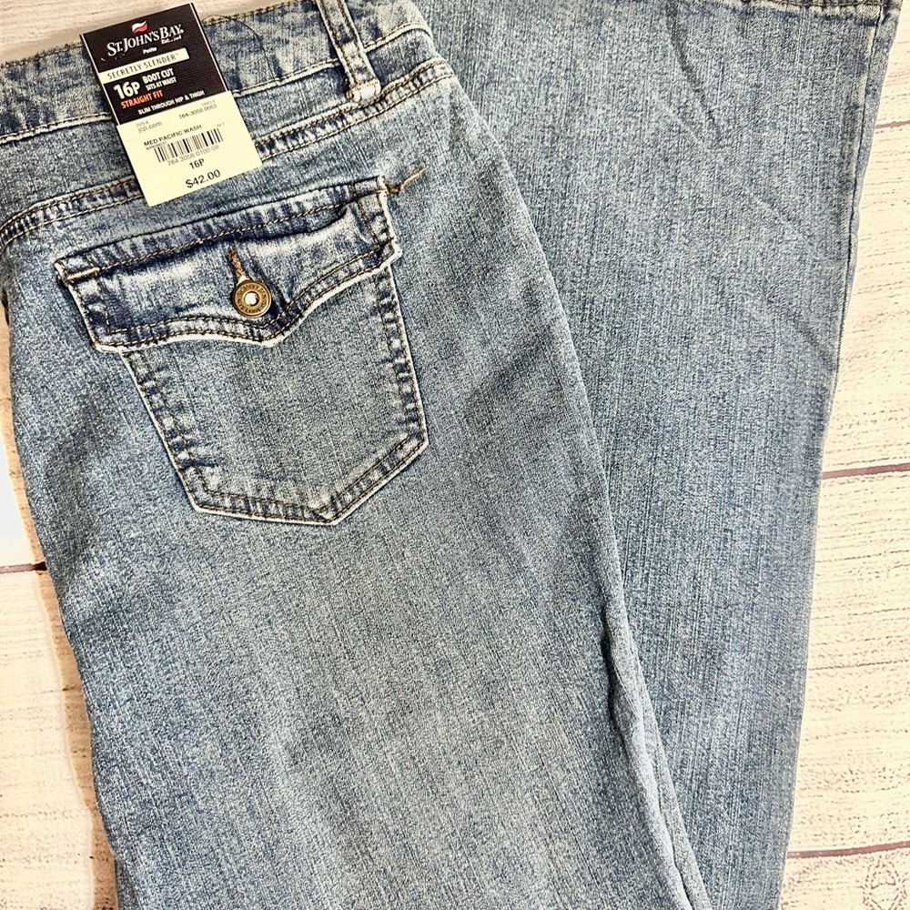 St.John’s Bay boot cut straight fit size 16 petite NWT